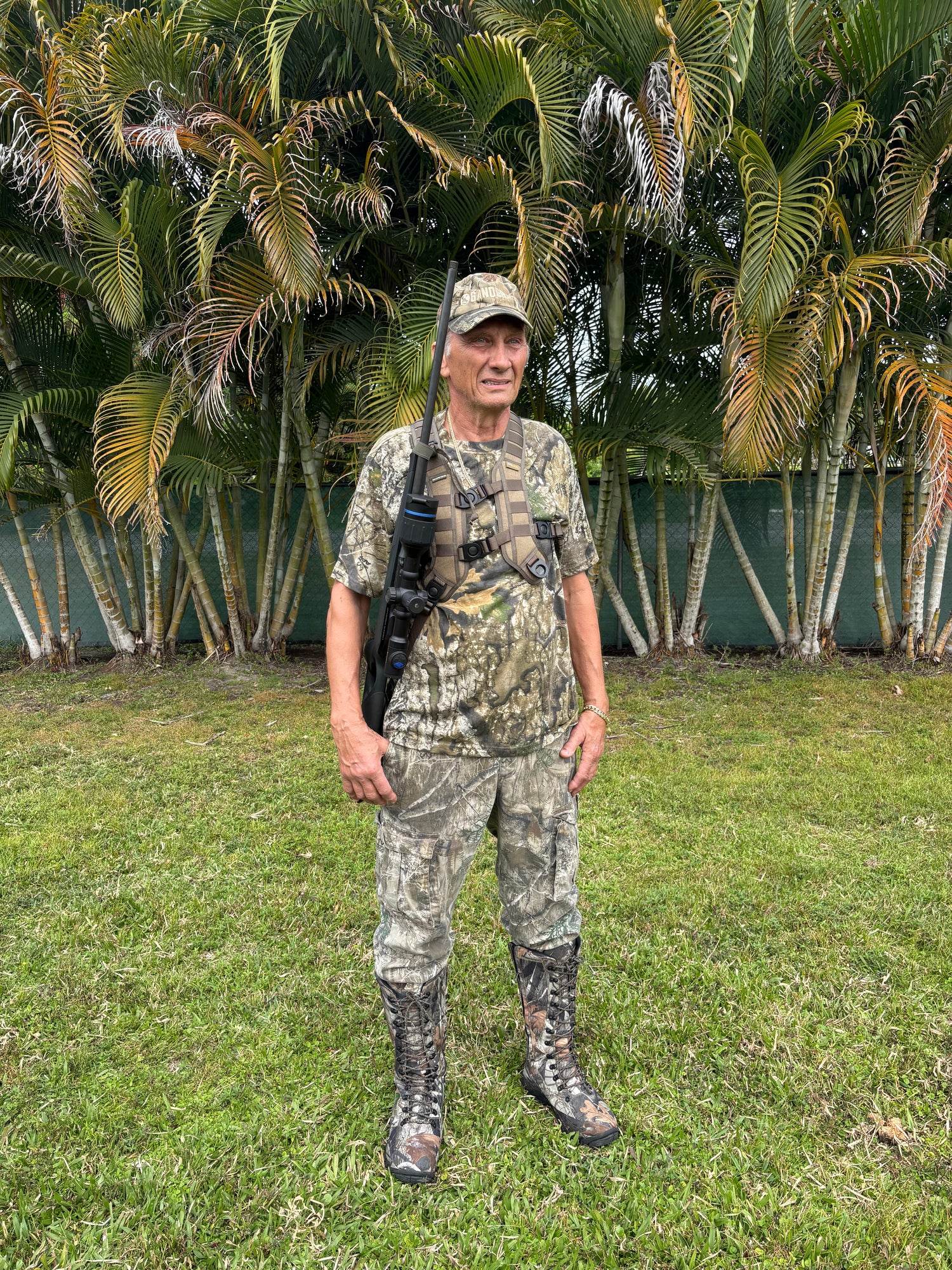 INTEGRATOR Rifle Carry System & Modular Hunting Vest