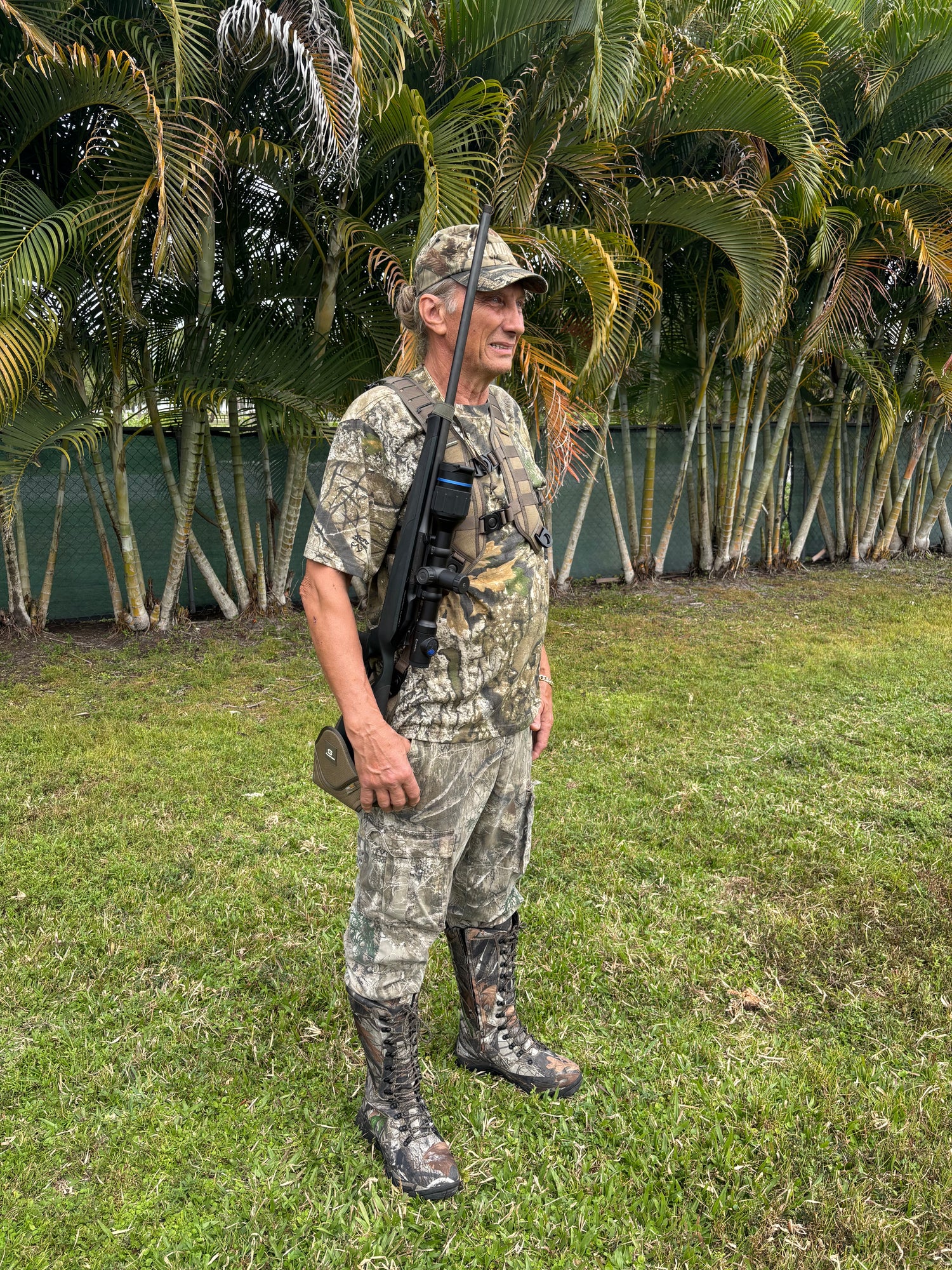 INTEGRATOR Rifle Carry System & Modular Hunting Vest